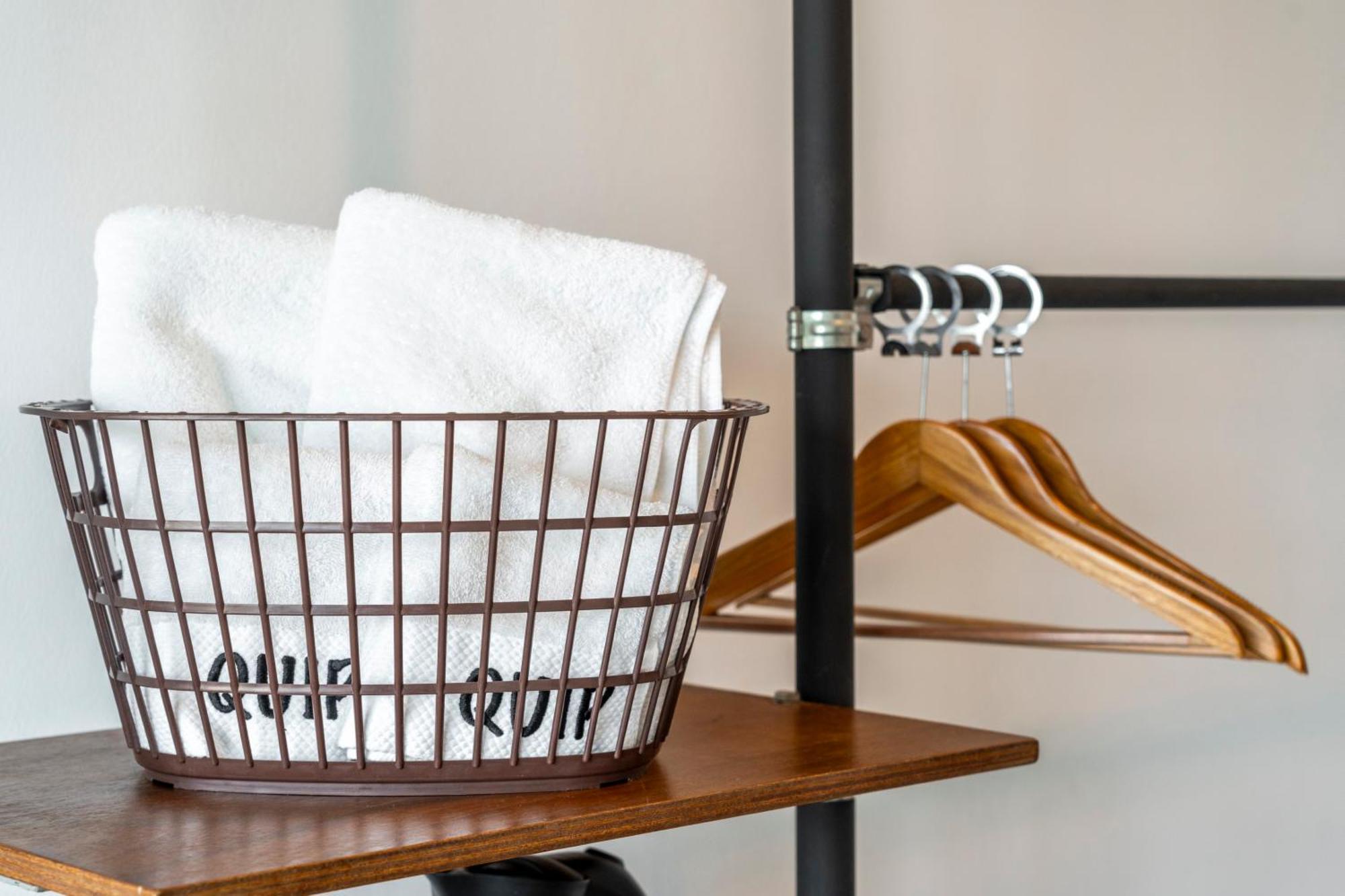 Quip Bed & Breakfast Phuket Dış mekan fotoğraf